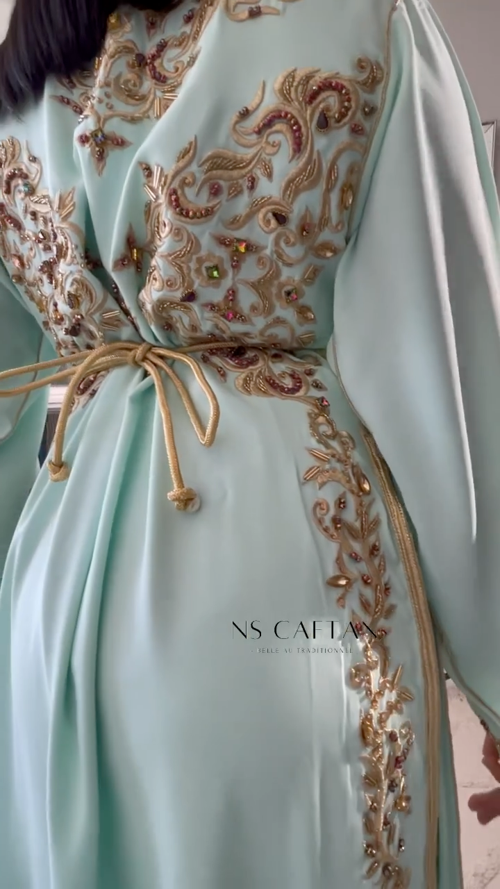 Caftan Marocain Doré – Élégance & Tradition - Image 5
