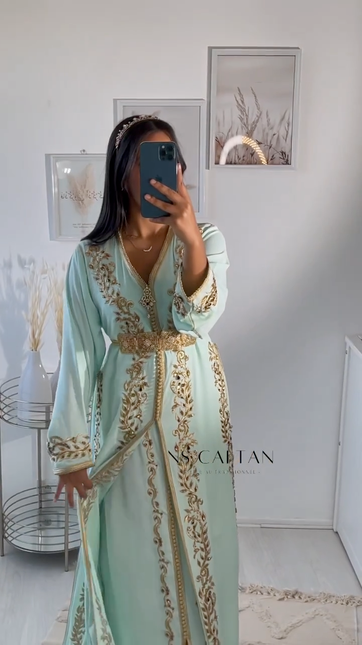 Caftan Marocain Doré – Élégance & Tradition - Image 4