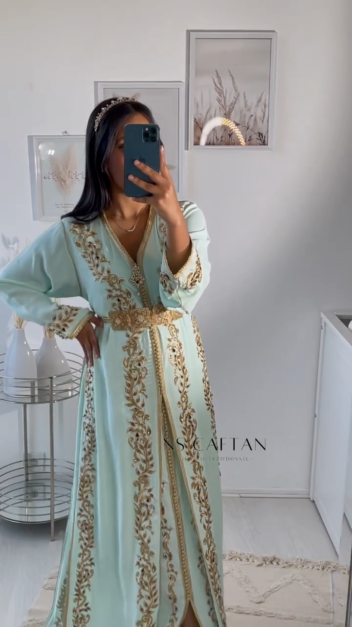 Caftan Marocain Doré – Élégance & Tradition - Image 3